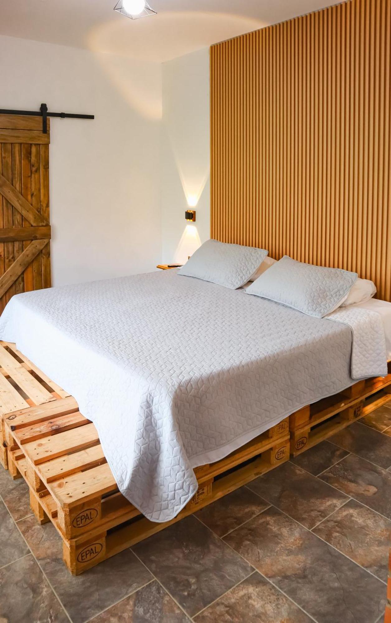 Milu Lodge *